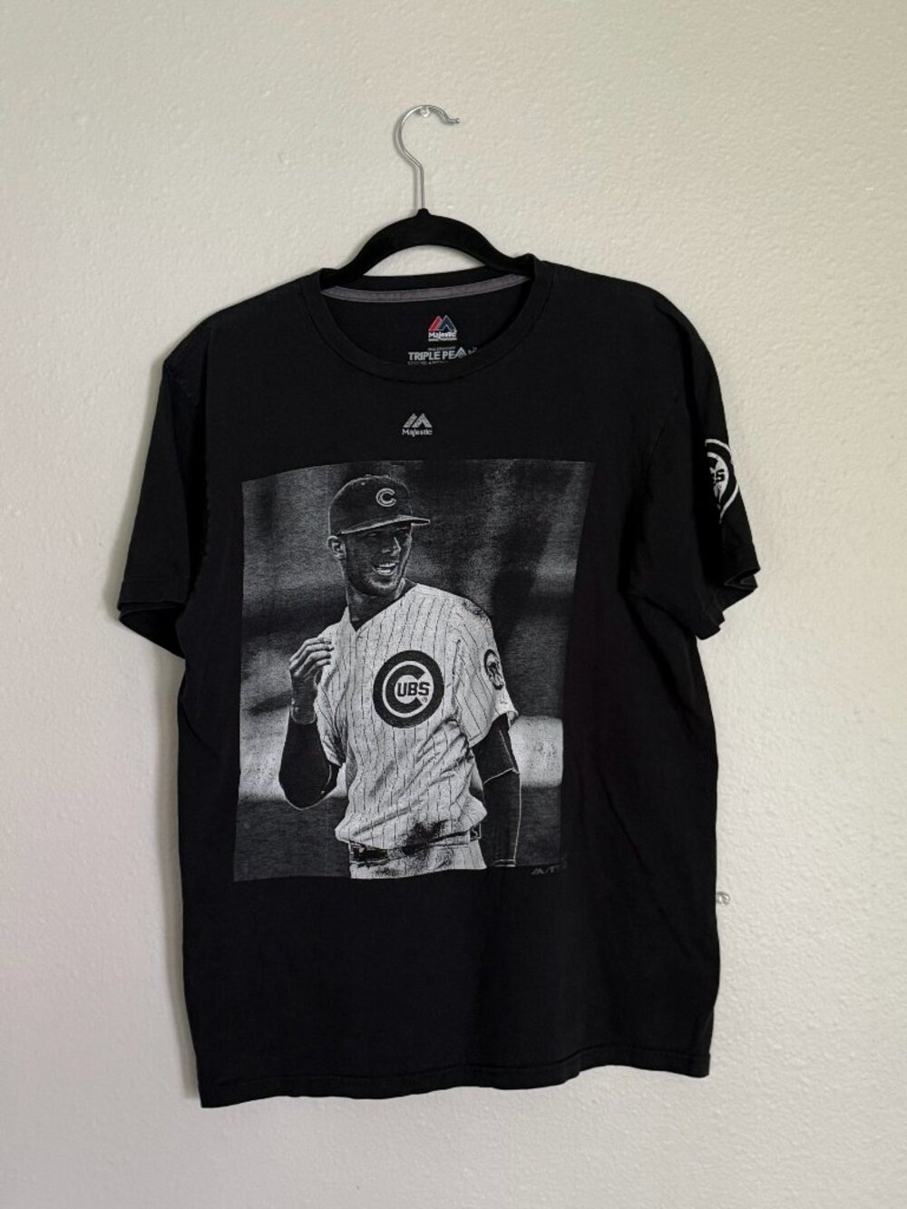 Majestic Men's Chicago Cubs Black Graphic T-Shirt - Jason Heyward Photo Print